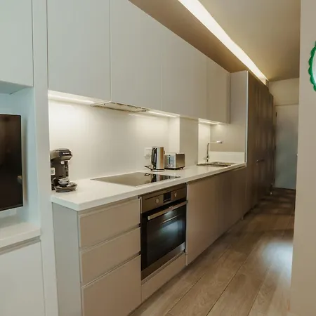 Mythical - Gym*yoga Room*pools *